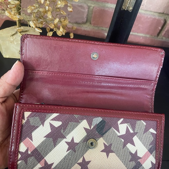 🔥Burberry 🔥long🔥 wallet🔥 - Picture 5 of 11